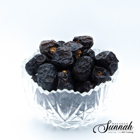 Ajwa Dates (Small)